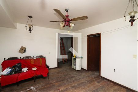 Sala 1 de casa à venda com 4 quartos, 300m² em Cavalhada, Porto Alegre