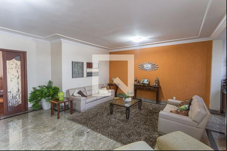 Sala 1 de casa à venda com 6 quartos, 360m² em Santa Ines, Belo Horizonte