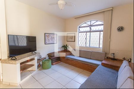Sala 2 de casa à venda com 6 quartos, 360m² em Santa Ines, Belo Horizonte