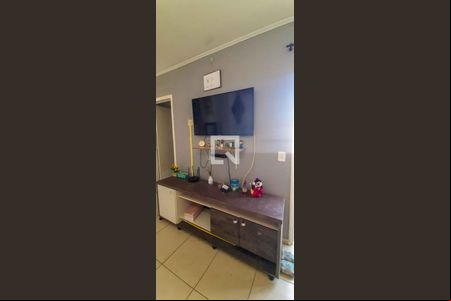 Sala de apartamento à venda com 2 quartos, 55m² em Metalúrgicos, Osasco