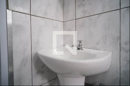 Banheiro de casa para alugar com 1 quarto, 80m² em Vila Rio Branco, São Paulo
