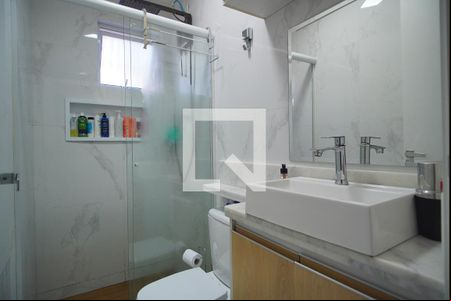 Banheiro suíte 1  de casa à venda com 2 quartos, 101m² em Jardim Itu, Porto Alegre