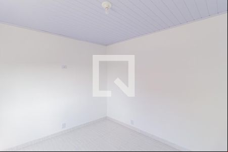 Quarto de casa para alugar com 1 quarto, 60m² em  Vila Santo Antônio, Carapicuíba
