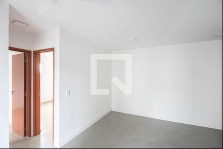 Sala de apartamento para alugar com 2 quartos, 46m² em Luz, Nova Iguaçu