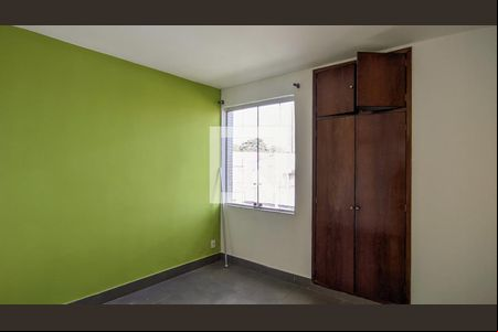 Quarto de apartamento à venda com 2 quartos, 60m² em Floresta, Belo Horizonte