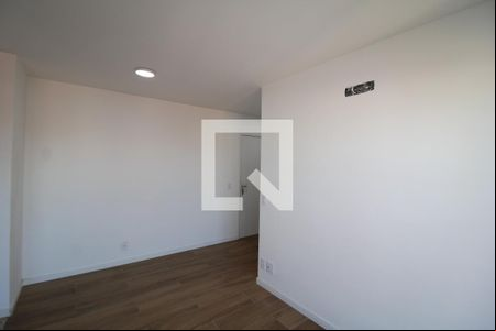 Sala / Cozinha de apartamento para alugar com 2 quartos, 47m² em Parada Inglesa, São Paulo