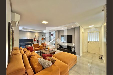 Sala de estar de casa à venda com 3 quartos, 253m² em Cristo Rei, São Leopoldo