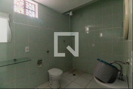 Banheiro de casa para alugar com 1 quarto, 30m² em Itaquera, São Paulo