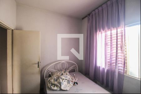 Quarto 1 de casa para alugar com 4 quartos, 300m² em Jardim Imperio, Nova Iguaçu