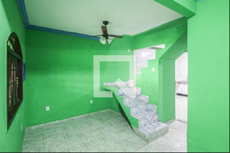 Sala de casa de condomínio para alugar com 2 quartos, 148m² em Cosmorama, Mesquita