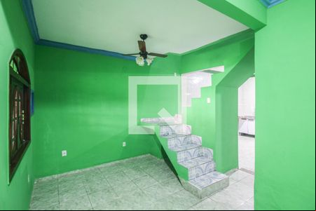 Sala de casa de condomínio para alugar com 2 quartos, 148m² em Cosmorama, Mesquita