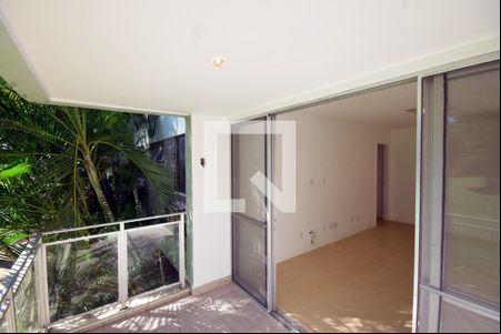 Varanda de apartamento para alugar com 3 quartos, 93m² em Barra da Tijuca, Rio de Janeiro