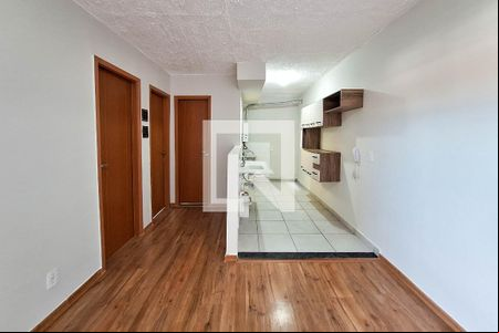 Sala de apartamento para alugar com 2 quartos, 48m² em Tribobó, São Gonçalo
