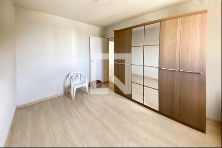 Quarto 2 de apartamento para alugar com 2 quartos, 64m² em Jardim America, São Leopoldo