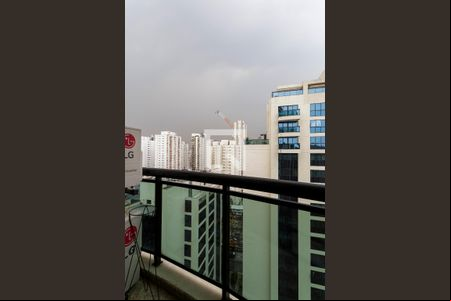 Varanda de apartamento para alugar com 2 quartos, 120m² em Indianópolis, São Paulo