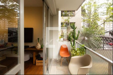 Varanda da Sala de apartamento para alugar com 4 quartos, 145m² em Indianópolis, São Paulo