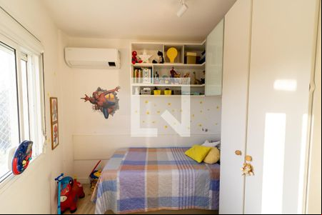 Quarto de apartamento à venda com 2 quartos, 60m² em Medianeira, Porto Alegre
