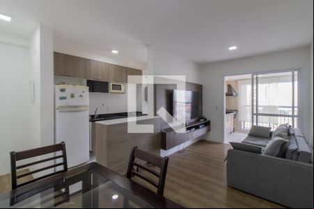 Sala de apartamento à venda com 2 quartos, 68m² em Jardim Flor da Montanha, Guarulhos
