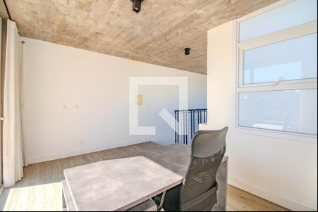 Sala Íntima de casa para alugar com 3 quartos, 350m² em Chácara das Pedras, Porto Alegre