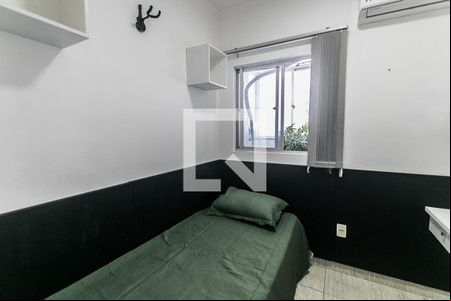 Quarto de apartamento para alugar com 3 quartos, 79m² em Jardim Armação, Salvador