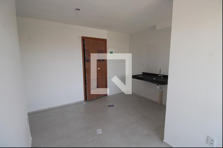 Sala de apartamento à venda com 2 quartos, 40m² em Del Castilho, Rio de Janeiro
