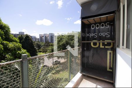 Sacada de kitnet/studio para alugar com 1 quarto, 35m² em Cln 110, Brasília
