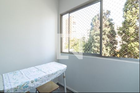 Sala de apartamento para alugar com 2 quartos, 66m² em Moema, São Paulo