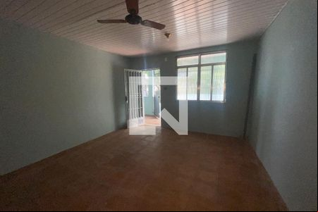 Sala de casa para alugar com 3 quartos, 100m² em Engenho do Porto, Duque de Caxias