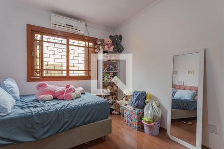 Quarto 2 de casa à venda com 4 quartos, 270m² em Parque Santa Fé, Porto Alegre