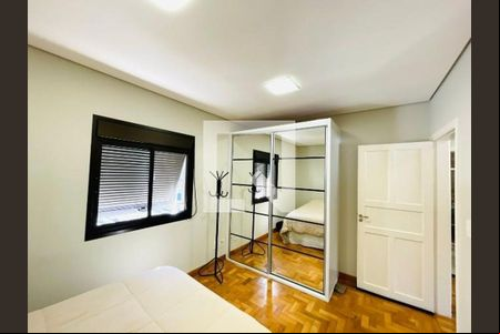 Casa para alugar com 4 quartos, 300m² em Brooklin, São Paulo