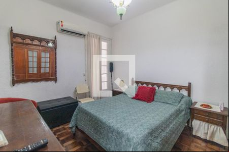 Quarto 1 de apartamento para alugar com 2 quartos, 58m² em Santana, Porto Alegre
