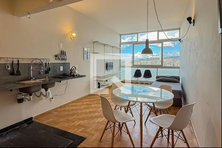 Cozinha de kitnet/studio à venda com 1 quarto, 73m² em Santo Agostinho, Belo Horizonte
