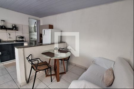 Sala/Cozinha de casa para alugar com 1 quarto, 55m² em Jardim Primavera, Duque de Caxias