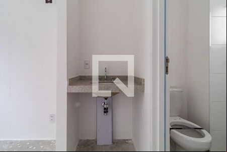 Banheiro de apartamento à venda com 1 quarto, 20m² em Butantã, São Paulo