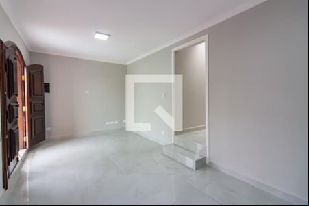 Sala de casa para alugar com 5 quartos, 150m² em Quitaúna, Osasco