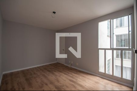Sala de apartamento para alugar com 2 quartos, 45m² em Planalto, Belo Horizonte