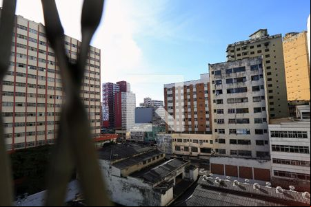 Vista - Sala de apartamento para alugar com 2 quartos, 140m² em Centro, Belo Horizonte