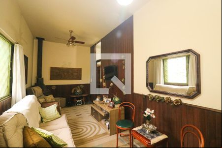 Sala de casa para alugar com 4 quartos, 130m² em Menino Deus, Porto Alegre