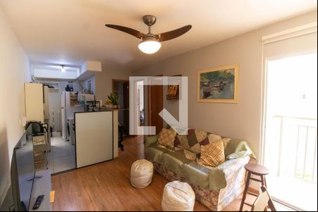 Sala de apartamento para alugar com 2 quartos, 44m² em Tribobó, São Gonçalo