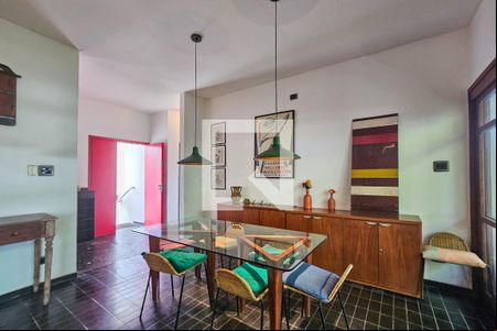 Sala de casa para alugar com 4 quartos, 336m² em Jardim Virginia, Guarujá