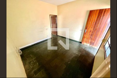 Sala de casa à venda com 3 quartos, 143m² em Céu Azul, Belo Horizonte