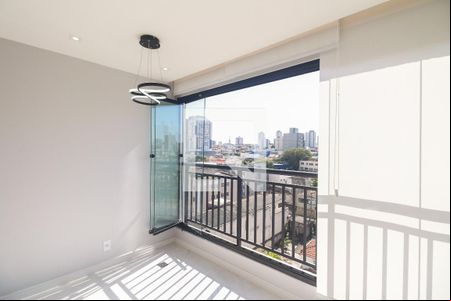 Varanda  de apartamento à venda com 2 quartos, 41m² em Vila Esperança, São Paulo