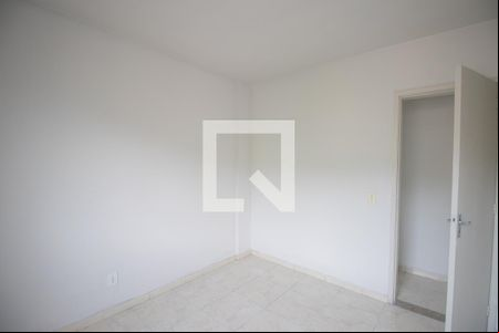 Quarto 2 de apartamento para alugar com 2 quartos, 62m² em Sete Pontes, São Gonçalo