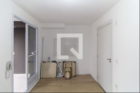 Sala de apartamento para alugar com 1 quarto, 48m² em Vila Santa Clara, São Paulo