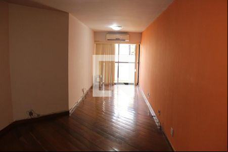 Sala de apartamento para alugar com 2 quartos, 210m² em Centro, Nova Iguaçu
