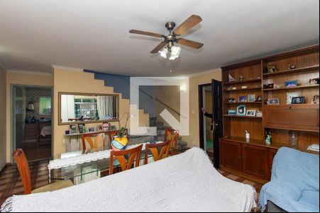 Sala de casa à venda com 4 quartos, 158m² em Parque Novo Mundo, São Paulo