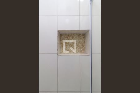 Banheiro de kitnet/studio para alugar com 0 quarto, 15m² em Vila Cordeiro, São Paulo