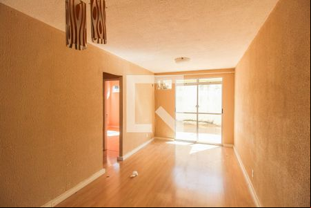 Sala de apartamento para alugar com 2 quartos, 55m² em Rocha Sobrinho, Mesquita