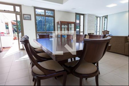 Sala de casa de condomínio à venda com 5 quartos, 292m² em Retiro do Chale, Brumadinho