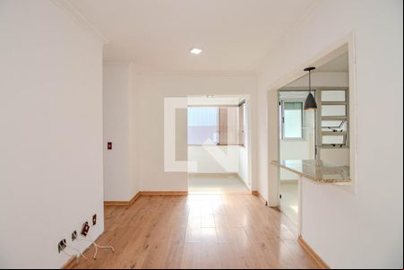 Sala de apartamento para alugar com 2 quartos, 54m² em Farrapos, Porto Alegre